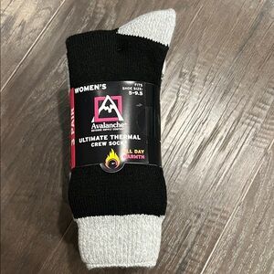 Avalanche Women’s The Ultimate Thermal Crew Sock 3 pairs Size 5-9.5